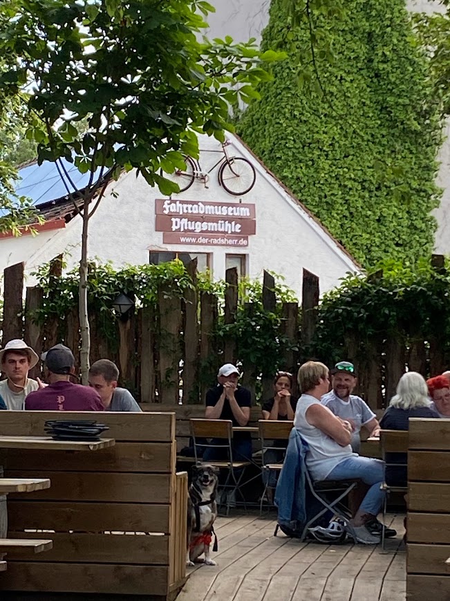 Biergarten Pflugsmühle