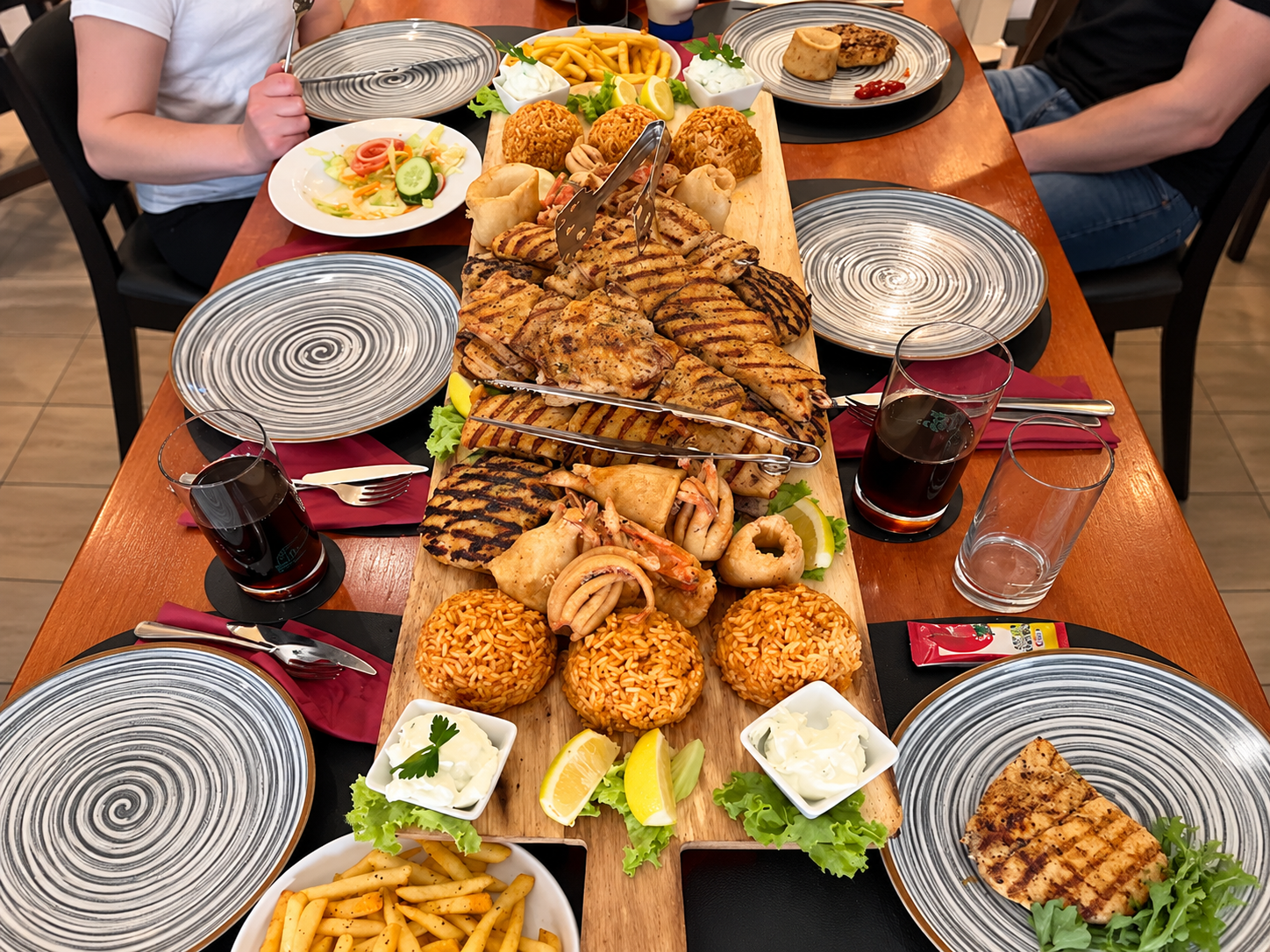 Gerichte im griechischen Restaurant Orfeas