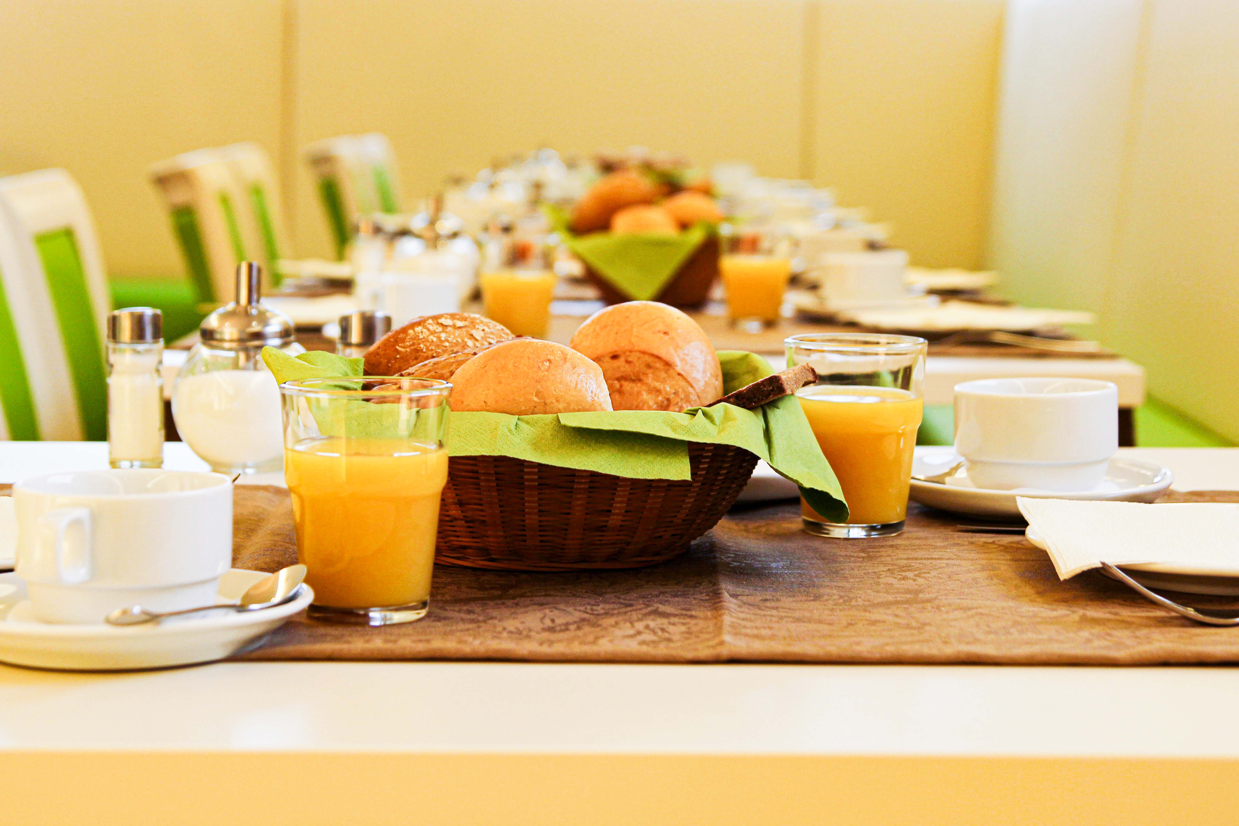 Breakfast Tables